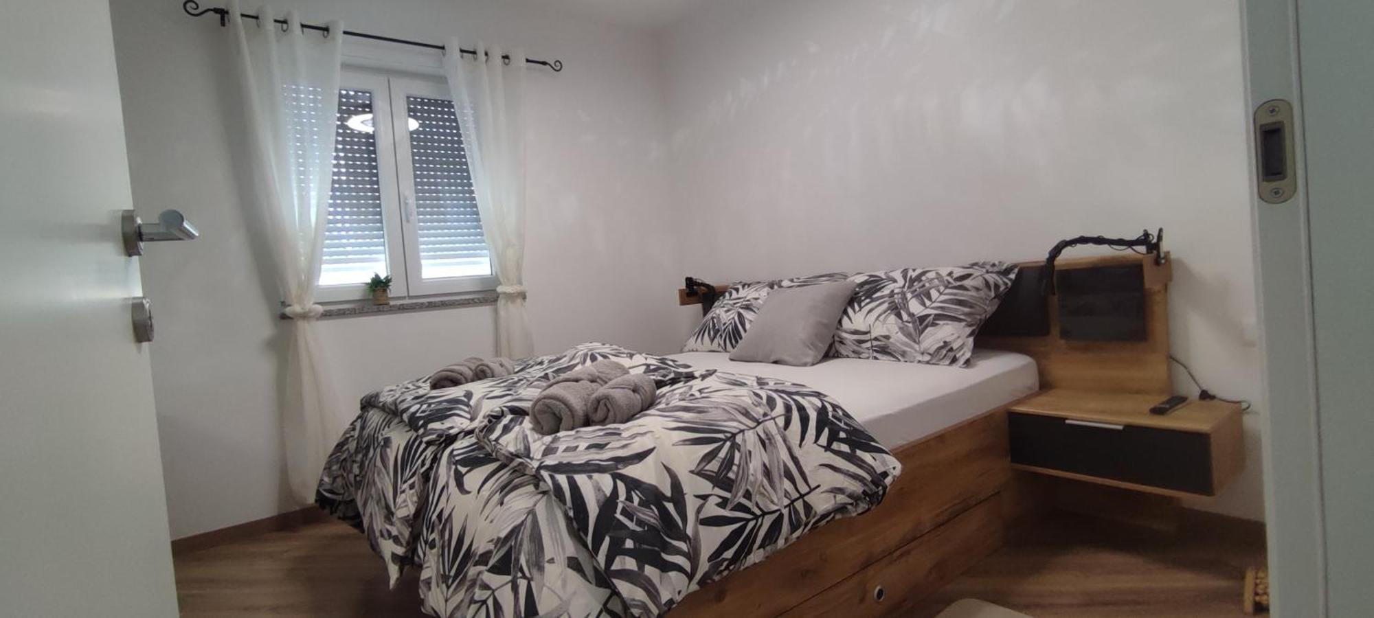 Sunny Oasis Apartment - High Ground Floor With Sunny Terrace & Private Garden!! Medulin Exterior photo